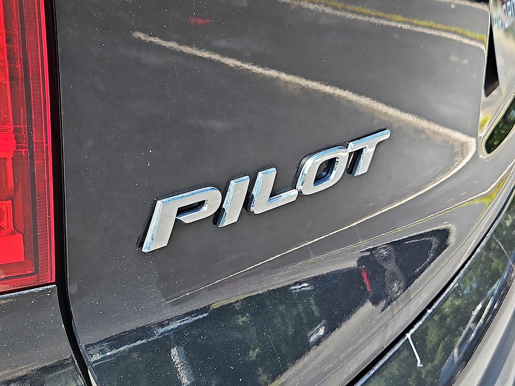 Thumbnail: 2018 Honda Pilot - 7