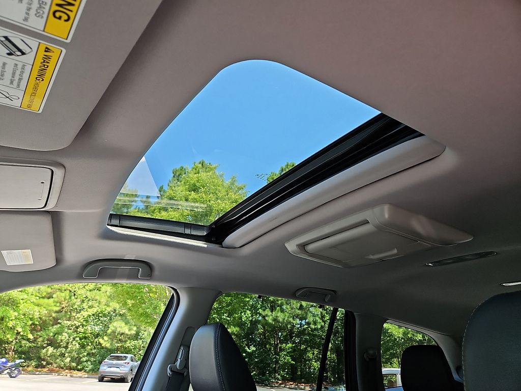 Thumbnail: 2018 Honda Pilot - 25
