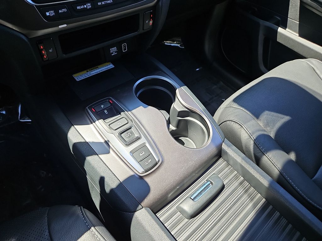 Thumbnail: 2023 Honda Passport - 14