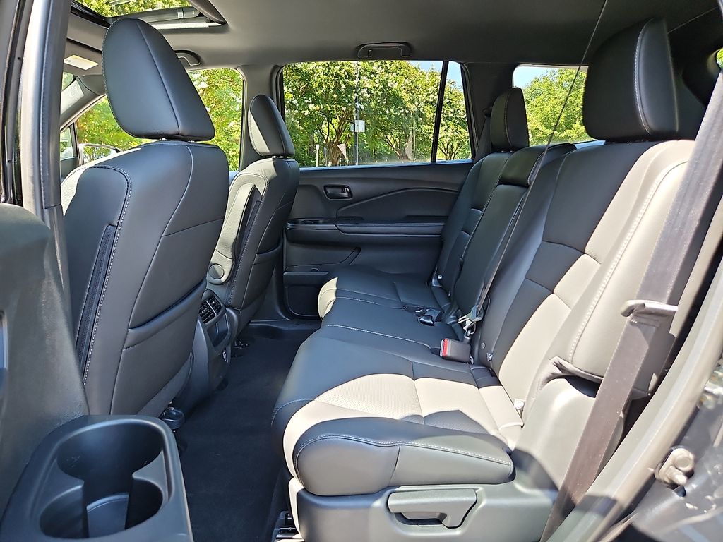 Thumbnail: 2023 Honda Passport - 12