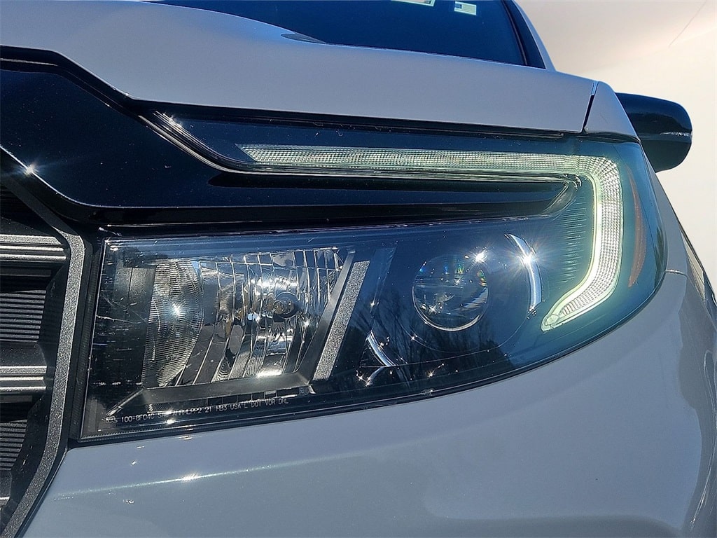 Thumbnail: 2023 Honda Passport - 17