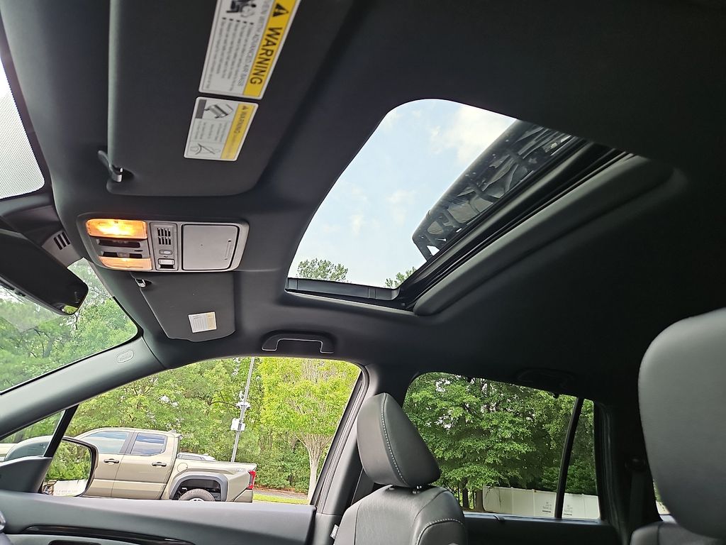 Thumbnail: 2019 Honda Passport - 23