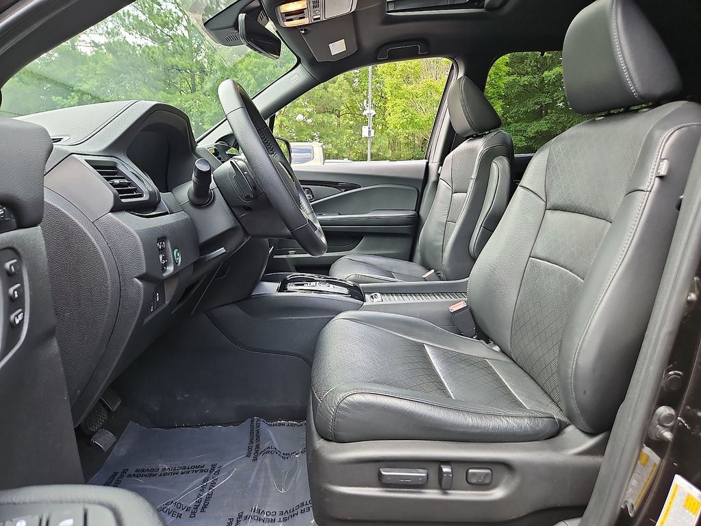 Thumbnail: 2019 Honda Passport - 11