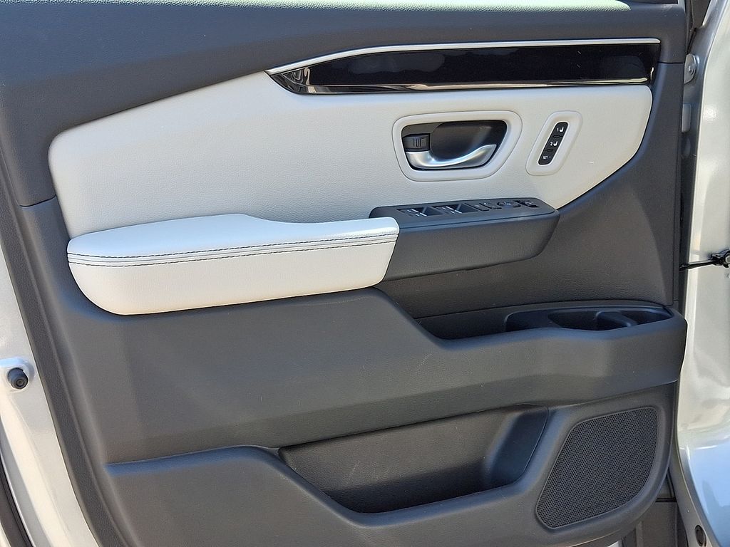 Thumbnail: 2026 Honda Pilot - 15