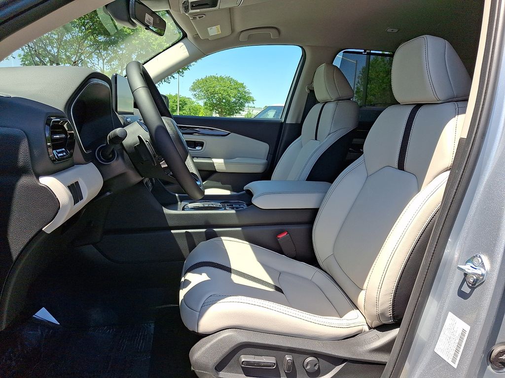 Thumbnail: 2026 Honda Pilot - 7