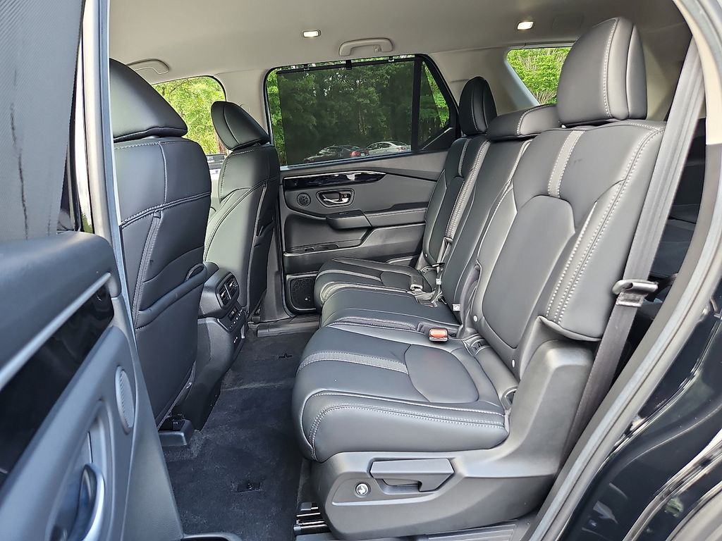 Thumbnail: 2025 Honda Pilot - 12