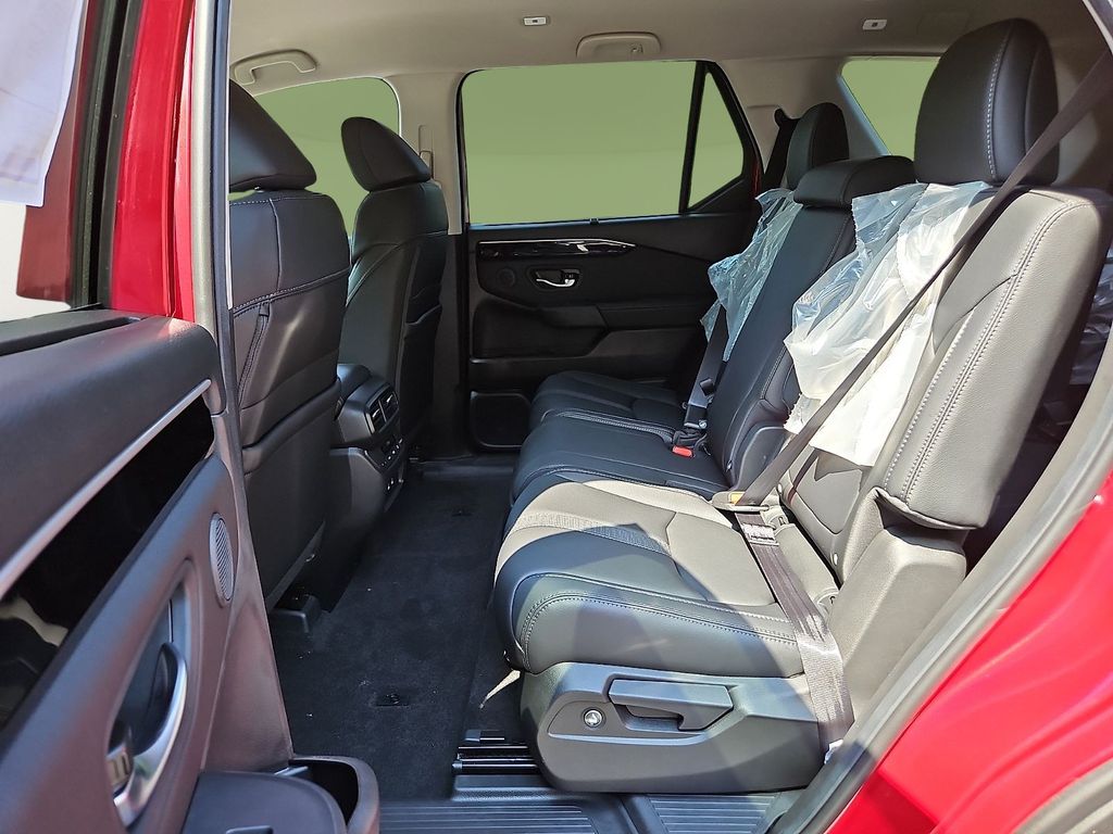 Thumbnail: 2026 Honda Pilot - 8