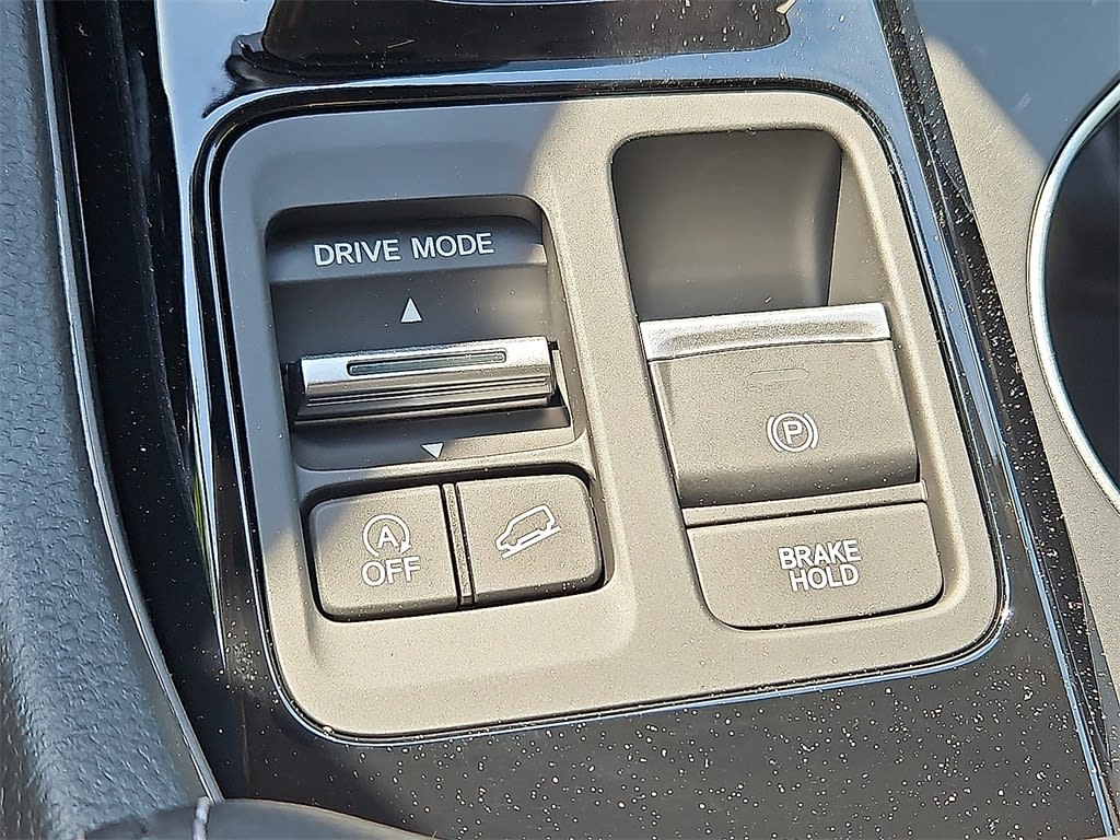 Thumbnail: 2025 Honda Pilot - 17