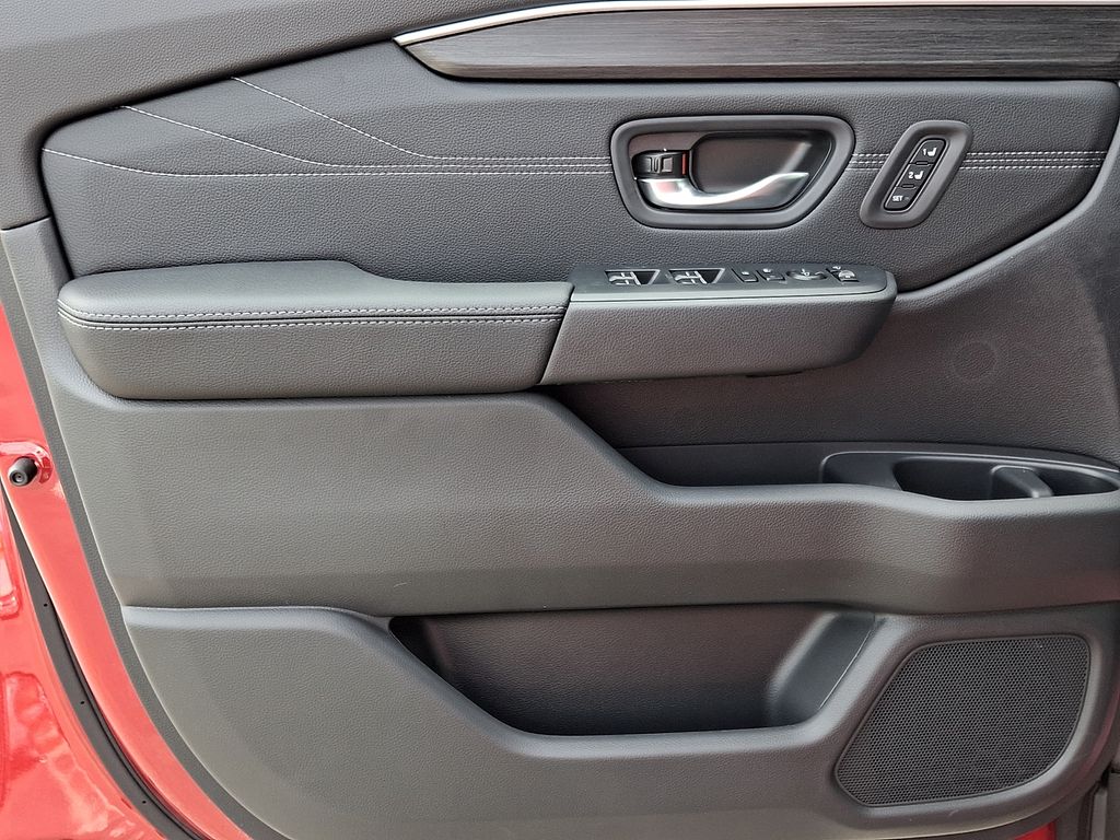 Thumbnail: 2026 Honda Pilot - 13