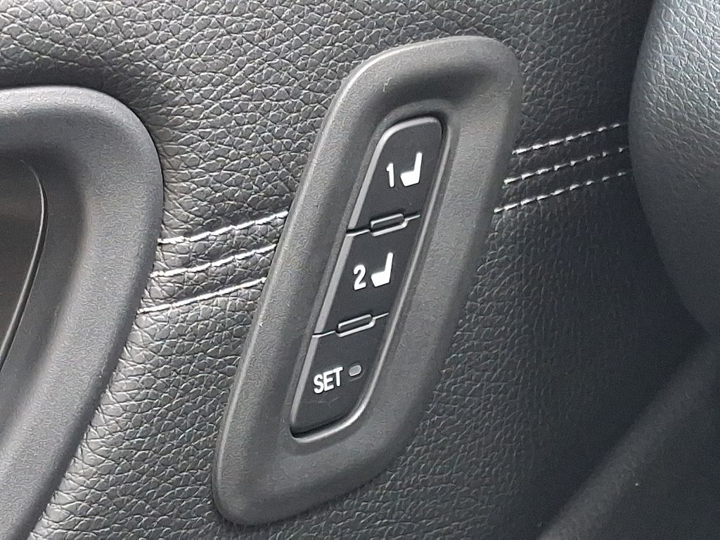 Thumbnail: 2026 Honda Pilot - 17