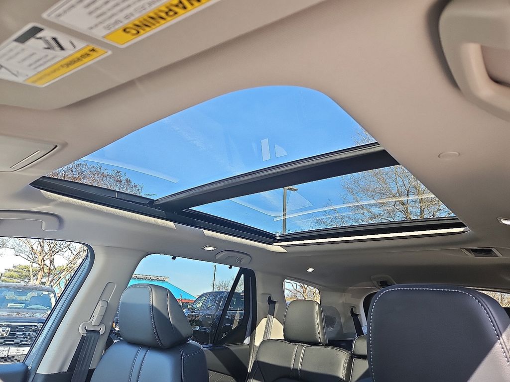 Thumbnail: 2026 Honda Pilot - 14