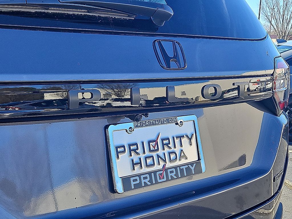 Thumbnail: 2026 Honda Pilot - 4