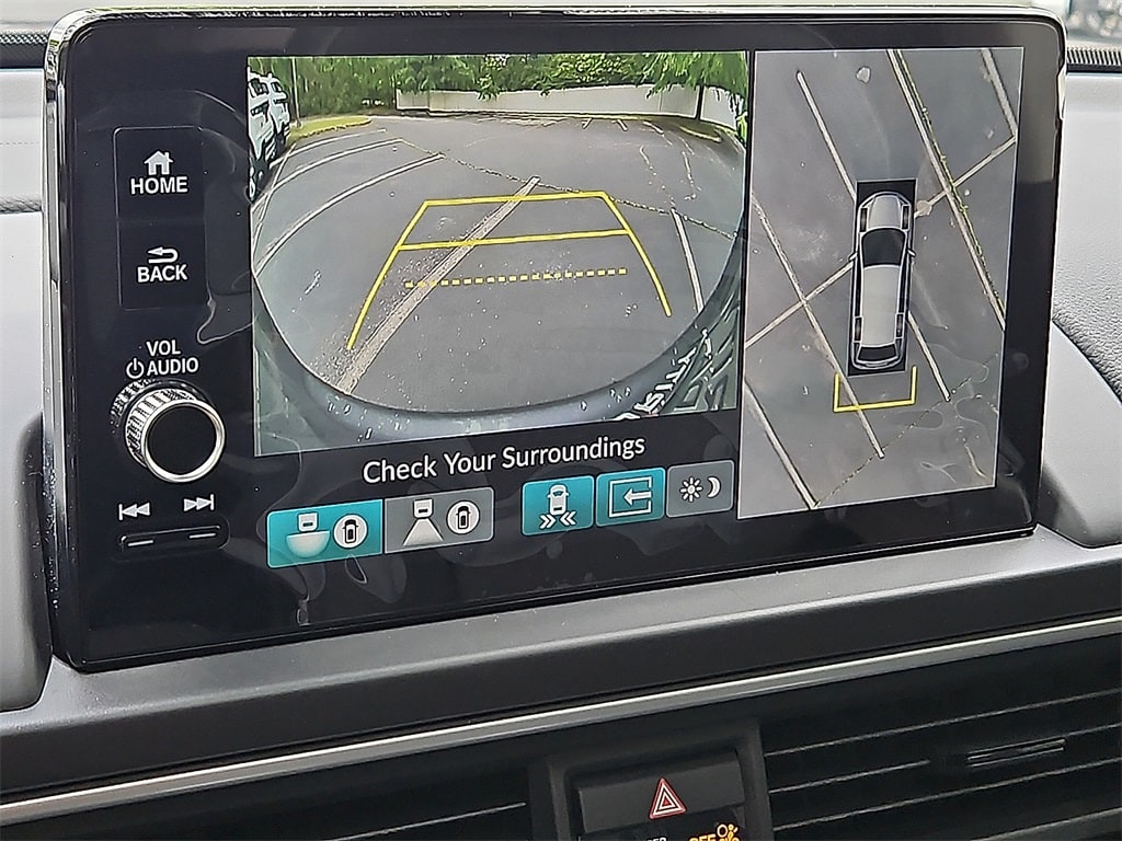 Thumbnail: 2025 Honda Pilot - 16