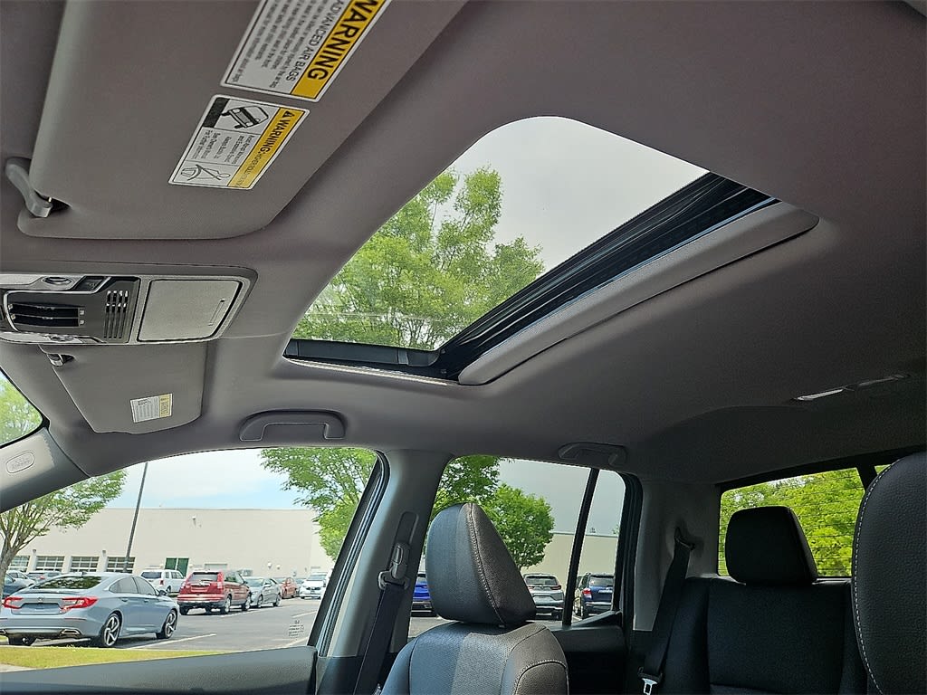 Thumbnail: 2025 Honda Ridgeline - 14