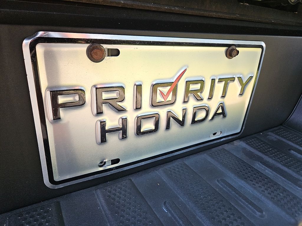 Thumbnail: 2019 Honda Ridgeline - 32