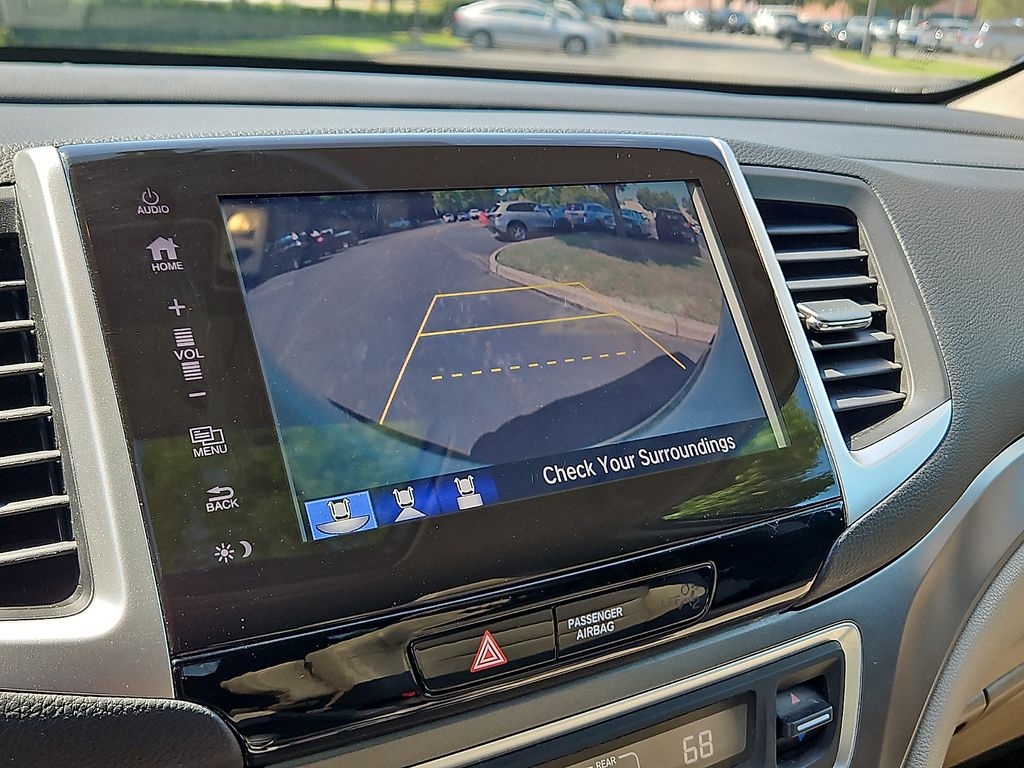 Thumbnail: 2019 Honda Ridgeline - 25