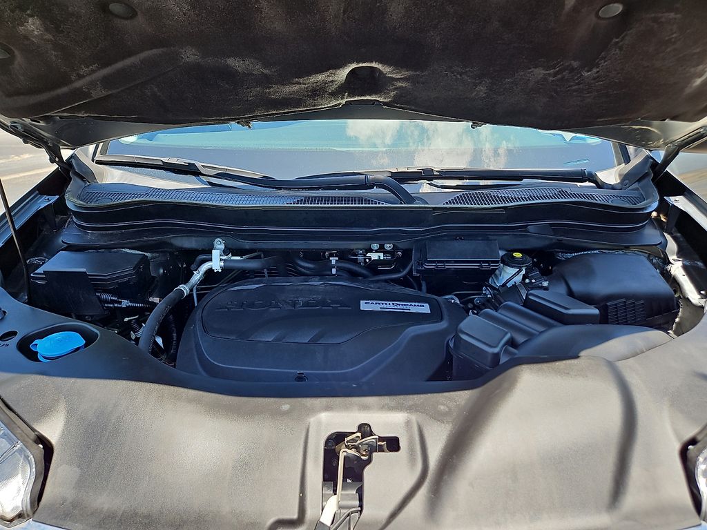 Thumbnail: 2019 Honda Ridgeline - 9