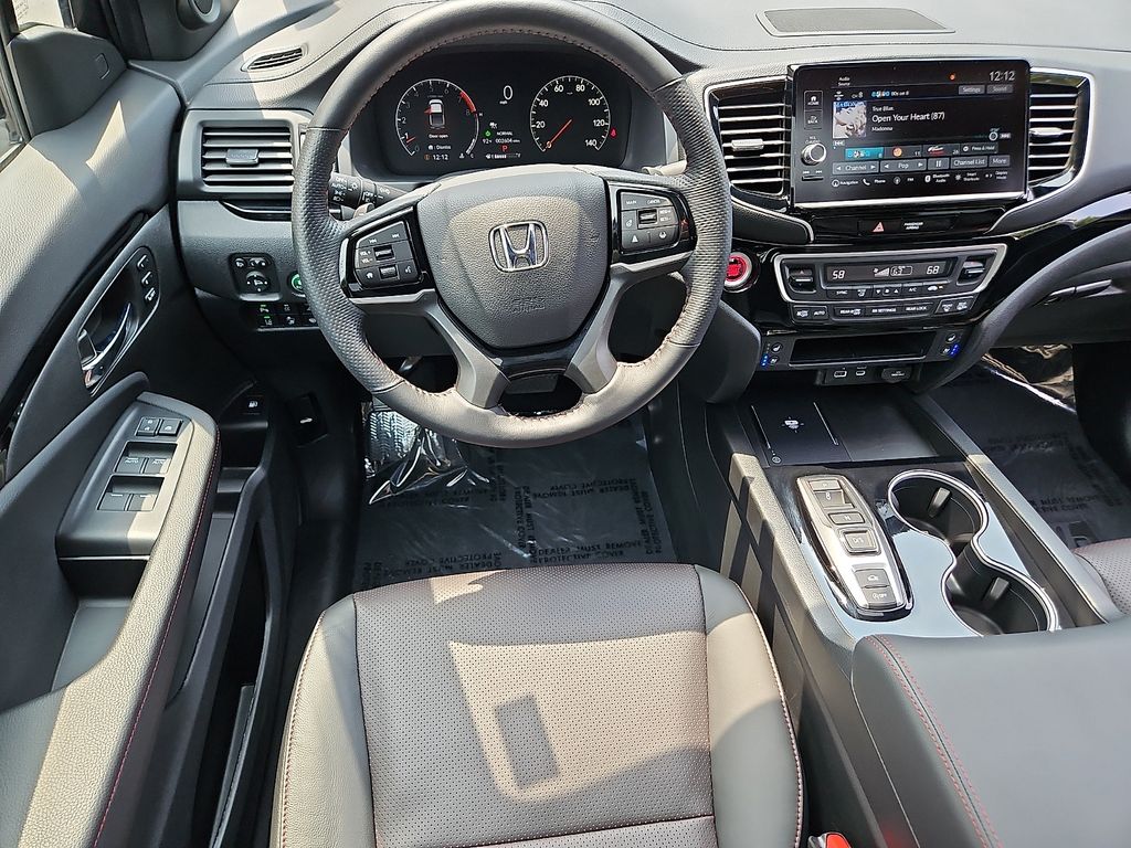 Thumbnail: 2025 Honda Ridgeline - 2