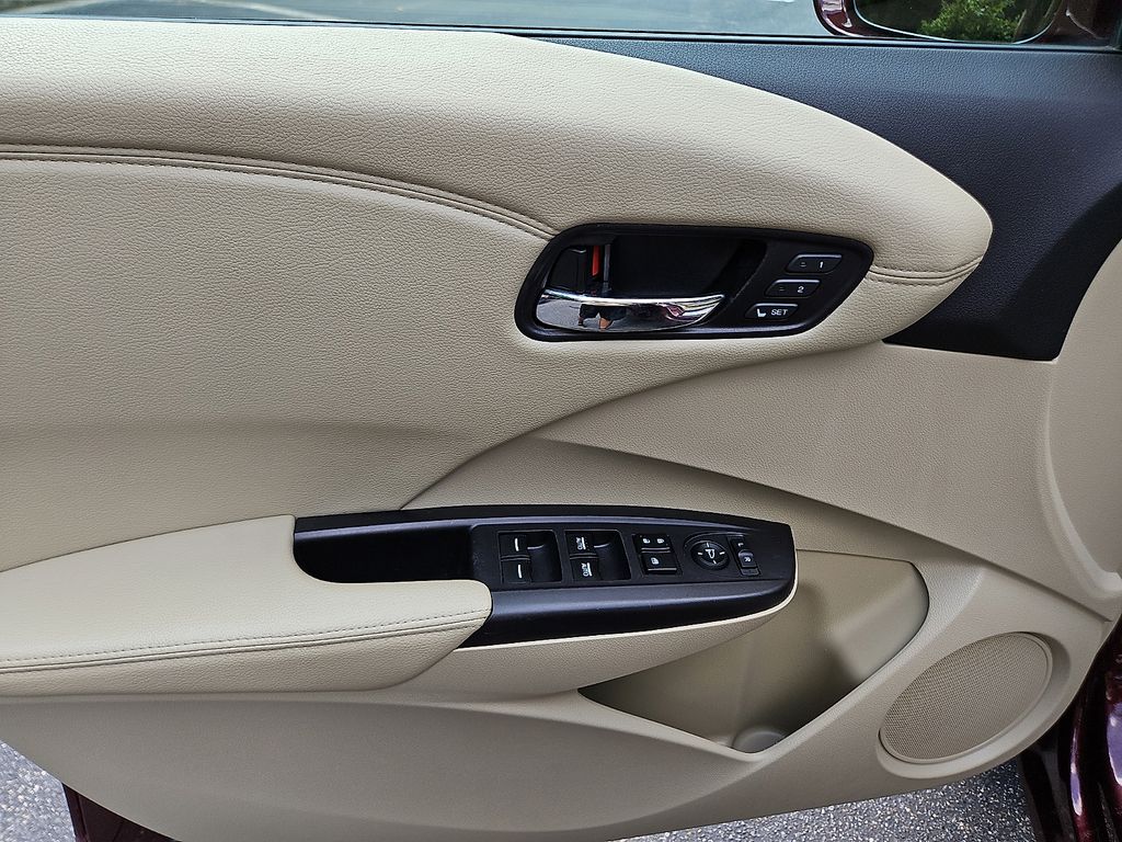 Thumbnail: 2015 Acura RDX - 21