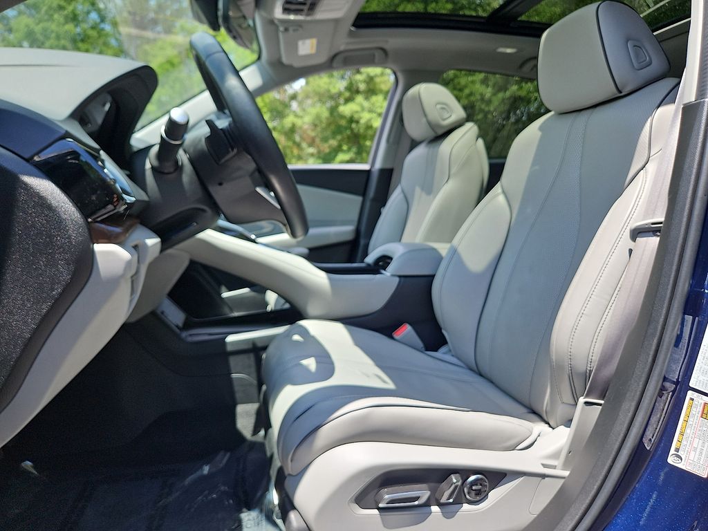 Thumbnail: 2024 Acura RDX - 10