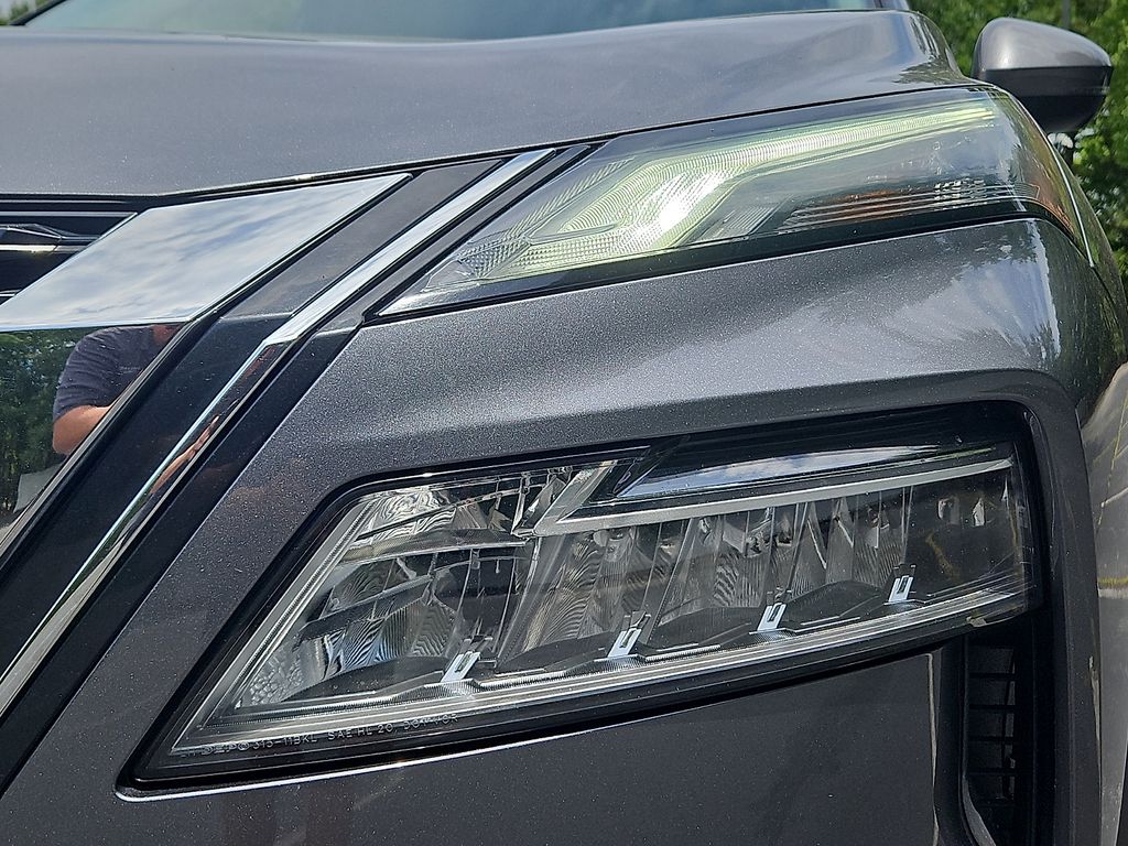 Thumbnail: 2021 Nissan Rogue - 20