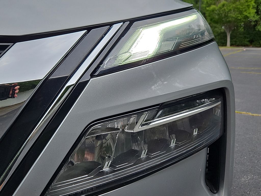 Thumbnail: 2023 Nissan Rogue - 20