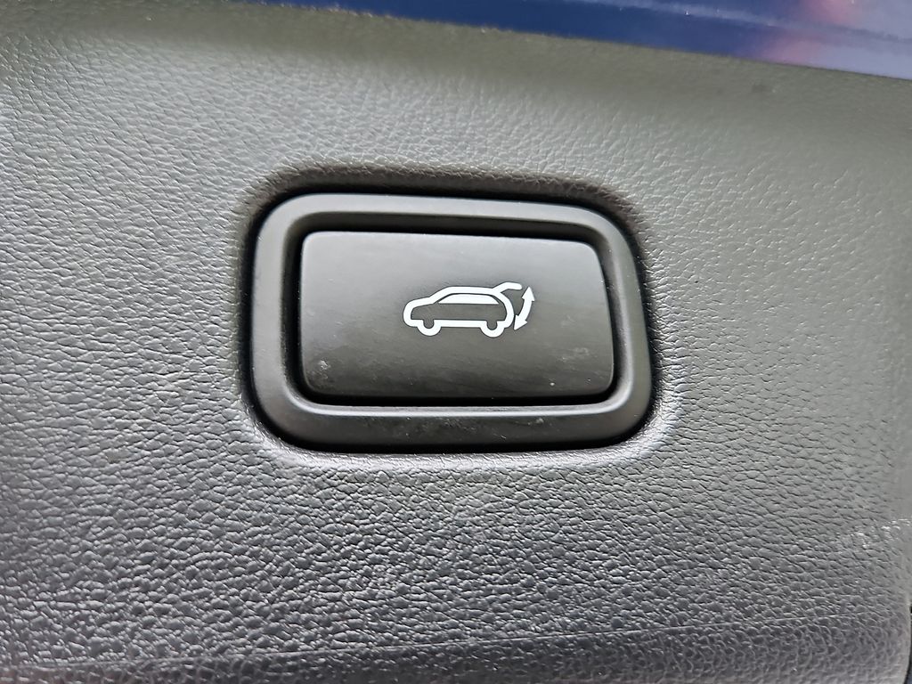 Thumbnail: 2023 Hyundai Tucson - 30