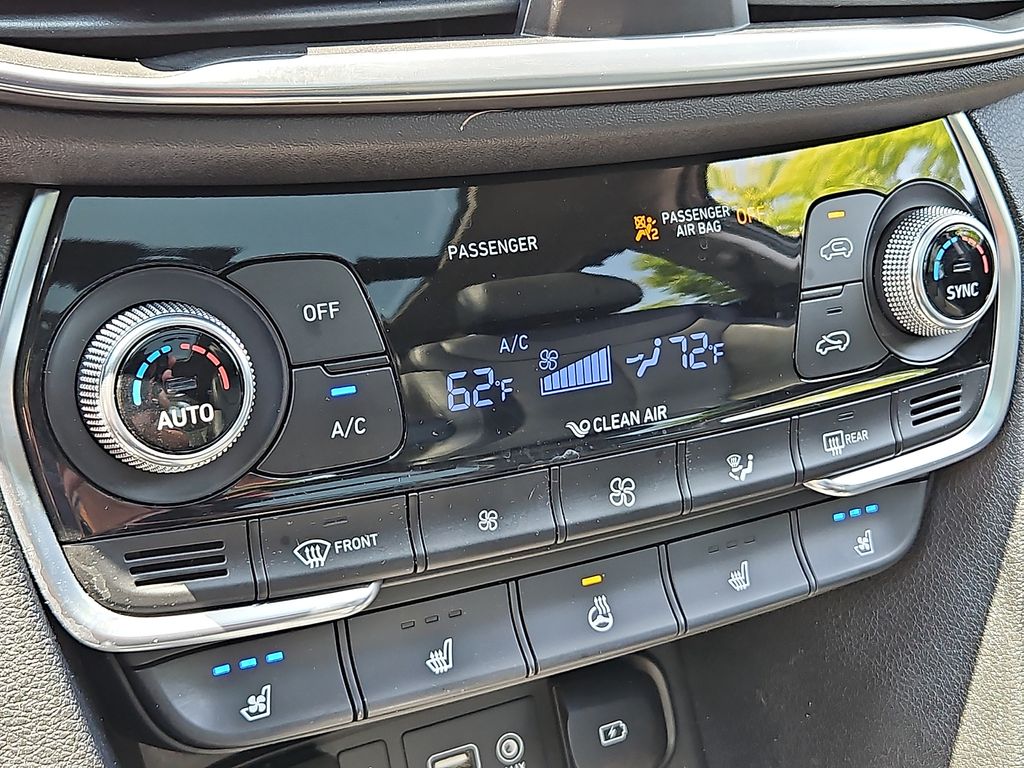 Thumbnail: 2020 Hyundai Santa Fe - 24