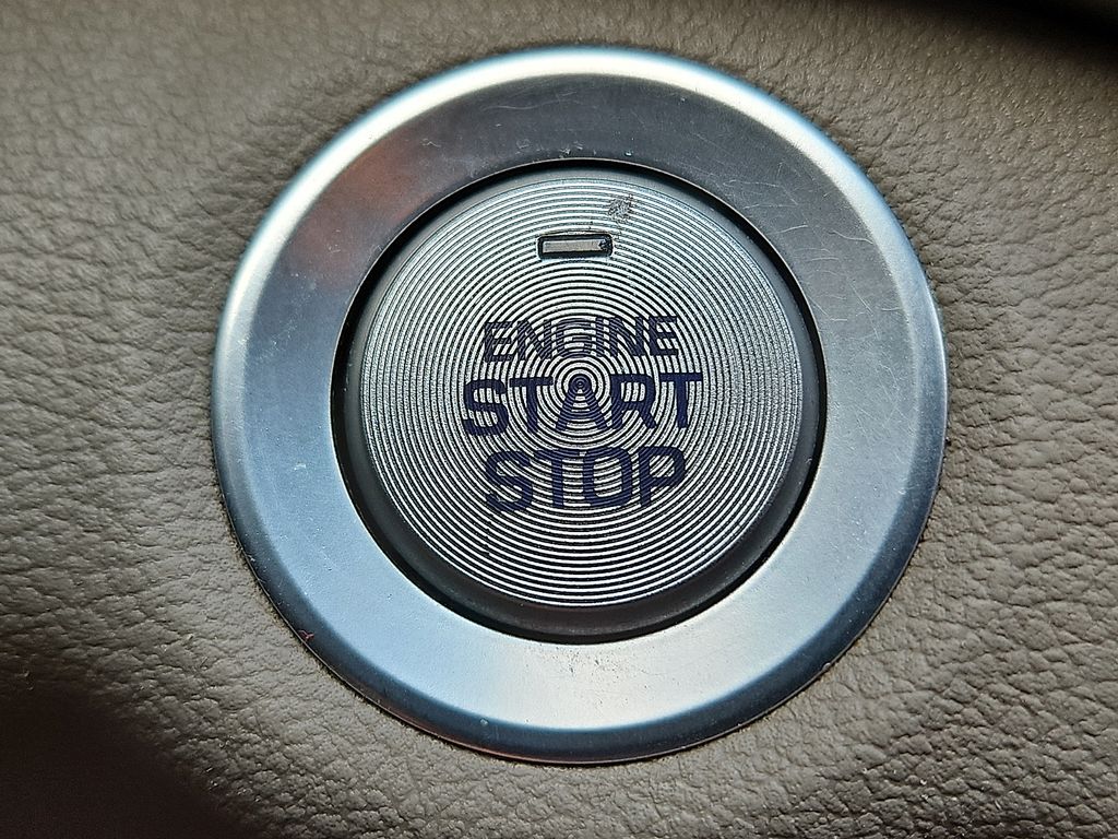 Thumbnail: 2020 Hyundai Elantra - 26