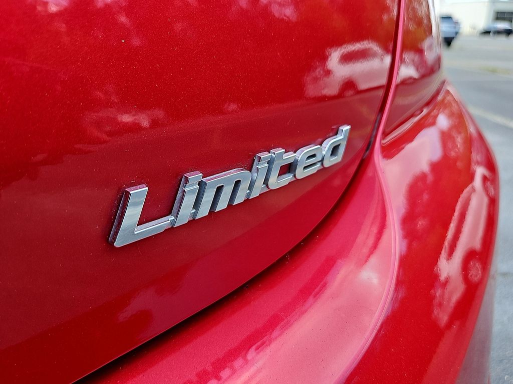 Thumbnail: 2020 Hyundai Elantra - 30