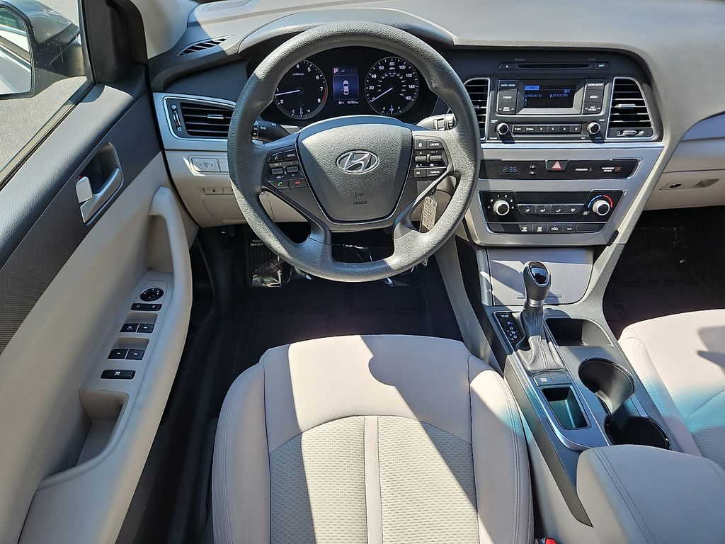 Thumbnail: 2015 Hyundai Sonata - 2