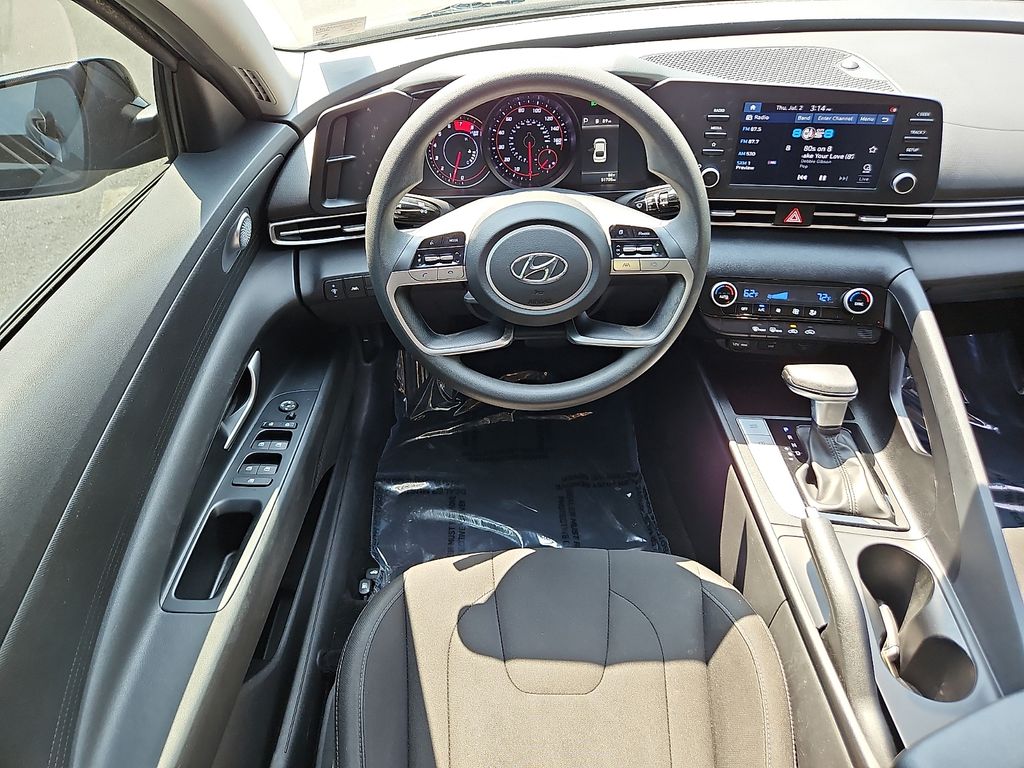 Thumbnail: 2021 Hyundai Elantra - 2