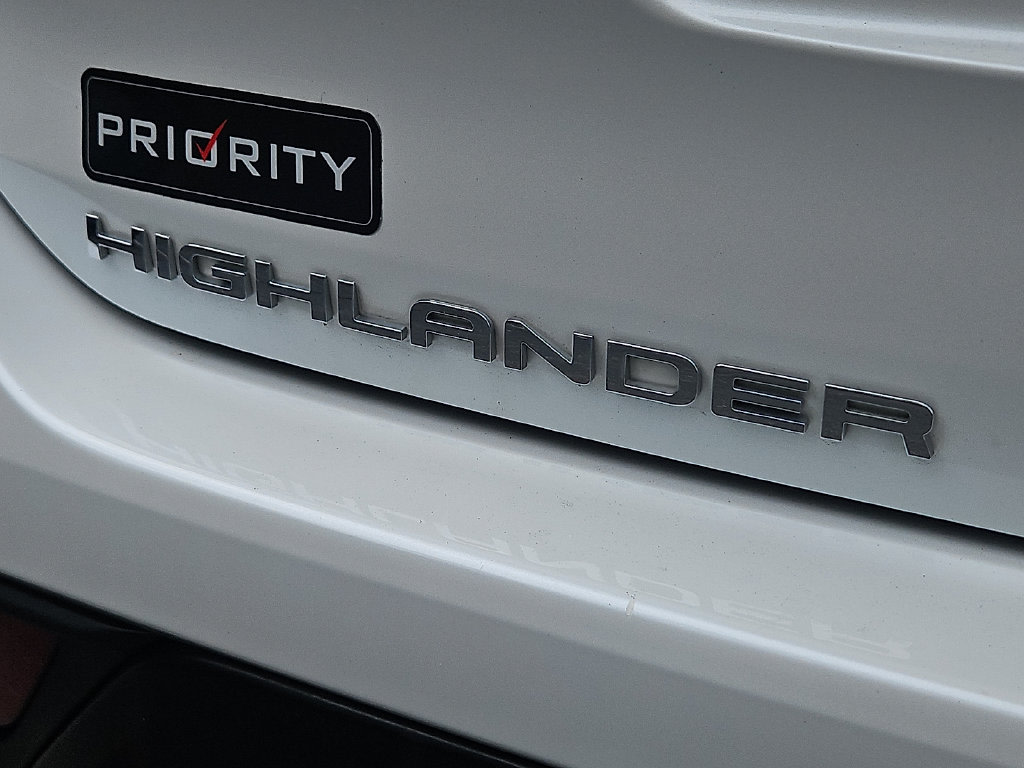 Thumbnail: 2024 Toyota Highlander - 7