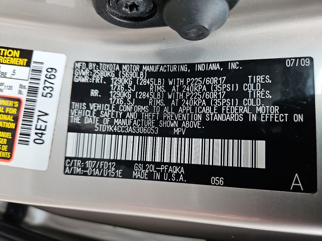Thumbnail: 2010 Toyota Sienna - 18