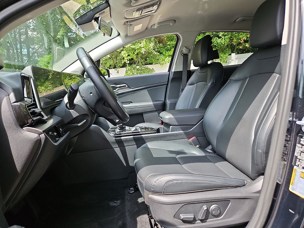 Thumbnail: 2023 Kia Sportage - 11