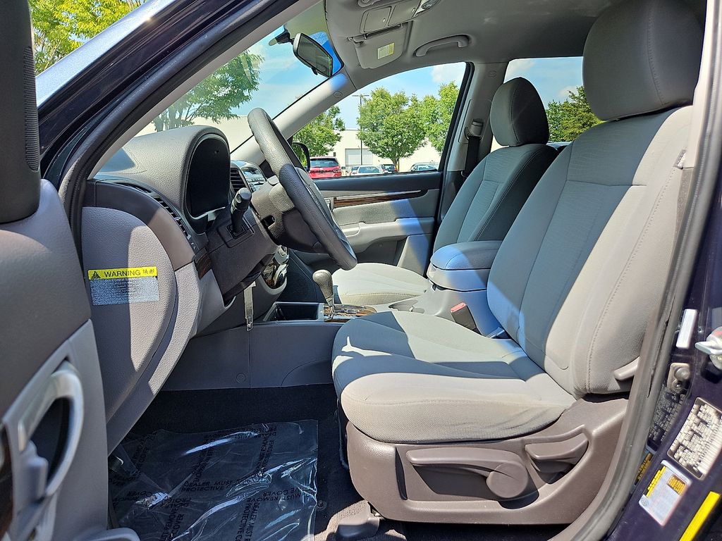 Thumbnail: 2012 Hyundai Santa Fe - 10