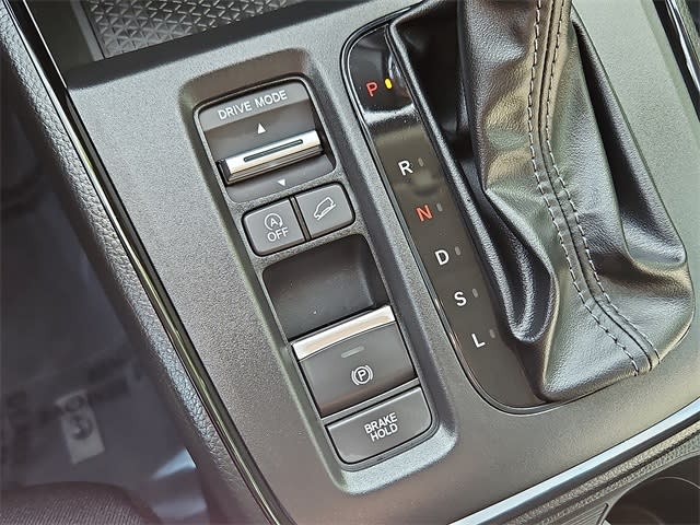 2025 Honda CR-V LX 18