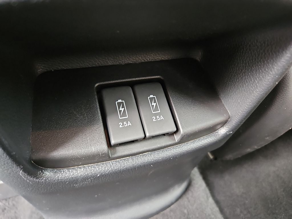Thumbnail: 2021 Honda CR-V - 21