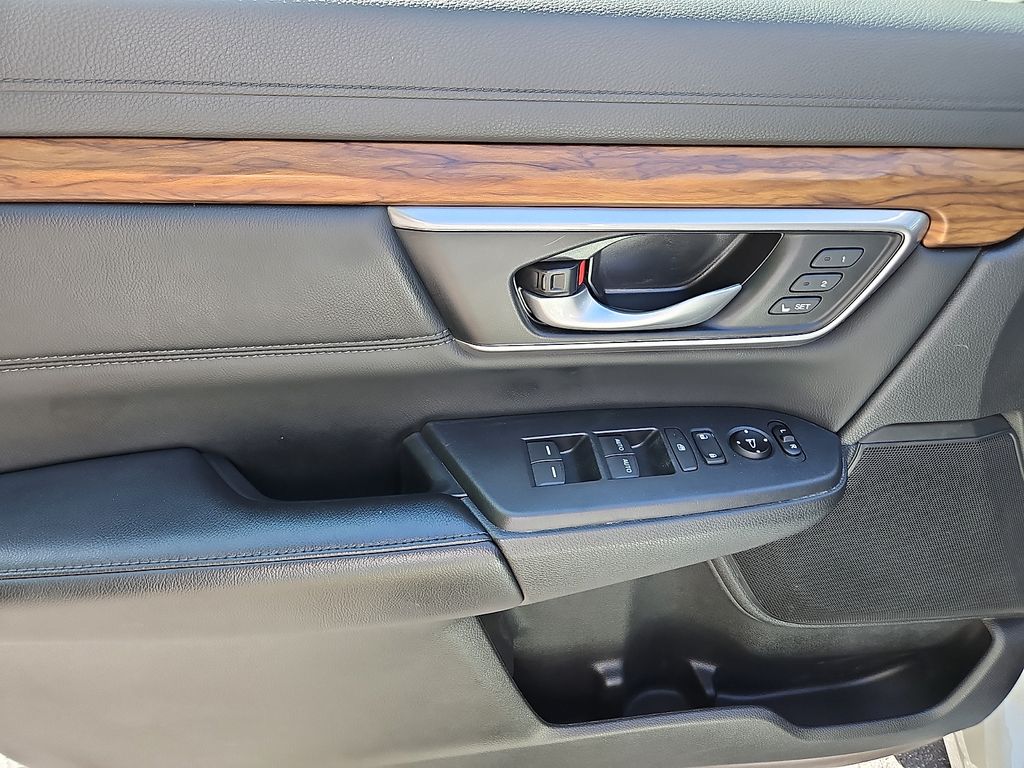 Thumbnail: 2019 Honda CR-V - 21