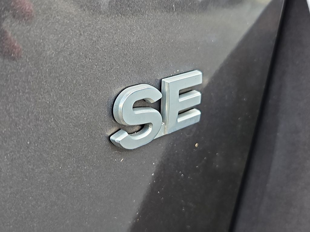 Thumbnail: 2020 Mitsubishi Outlander Sport - 29
