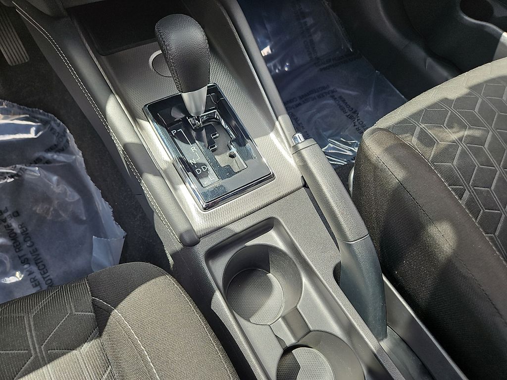 Thumbnail: 2020 Mitsubishi Outlander Sport - 14