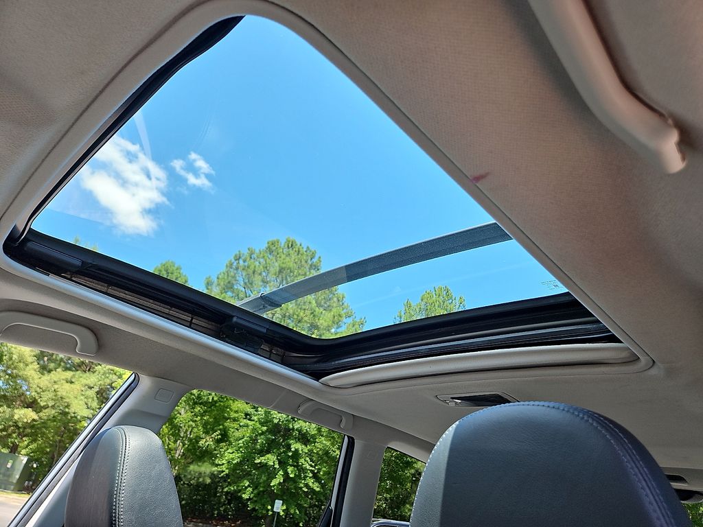 Thumbnail: 2010 Subaru Forester - 22