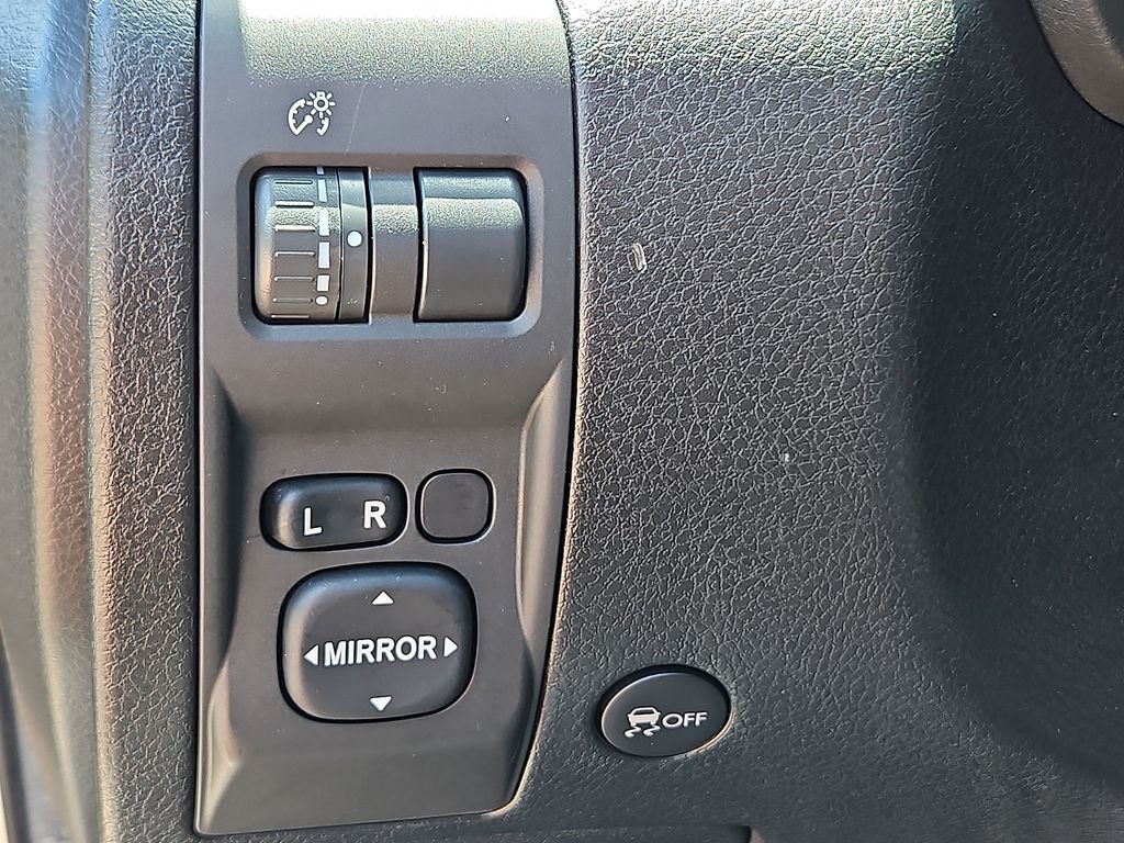 Thumbnail: 2010 Subaru Forester - 27