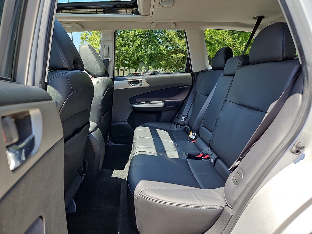 Thumbnail: 2010 Subaru Forester - 12