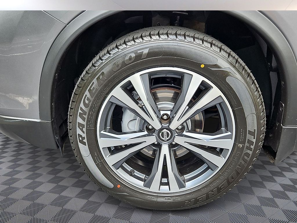 Thumbnail: 2020 Nissan Rogue - 8