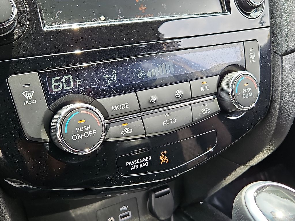 Thumbnail: 2020 Nissan Rogue - 23