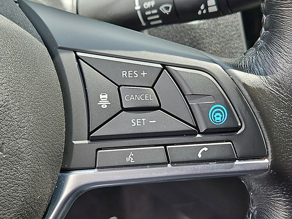 Thumbnail: 2020 Nissan Rogue - 26