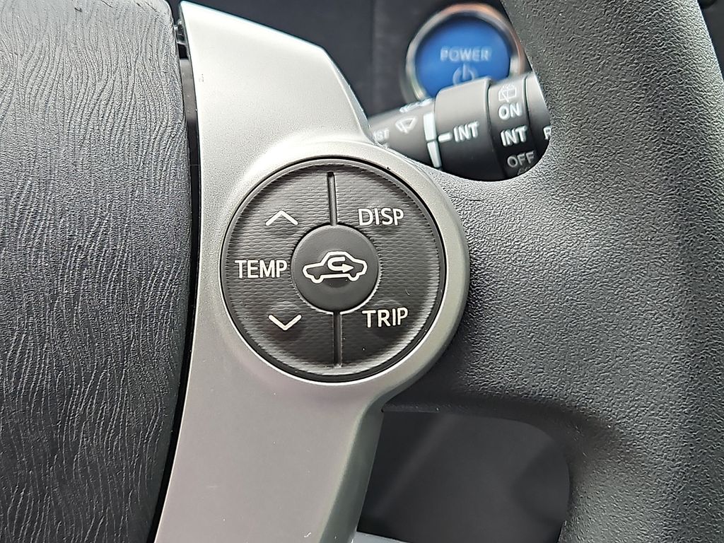 Thumbnail: 2012 Toyota Prius c - 23