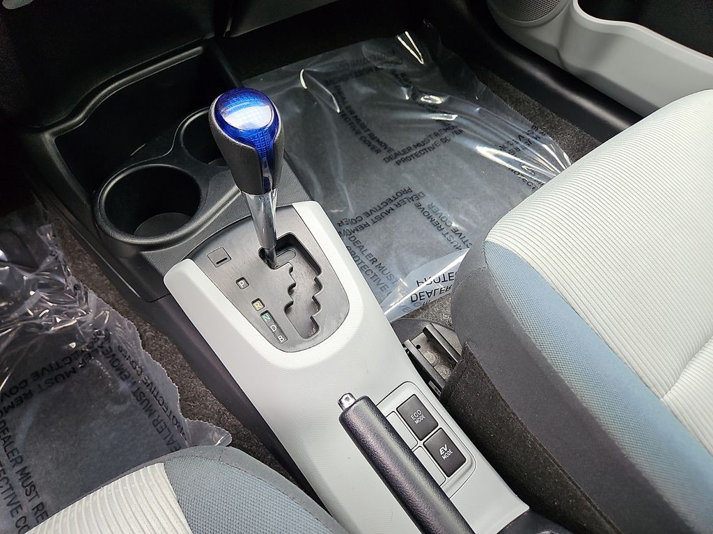 Thumbnail: 2012 Toyota Prius c - 13
