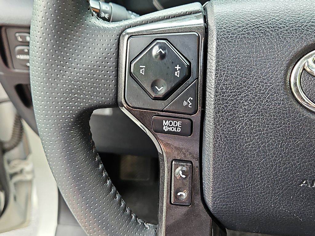Thumbnail: 2021 Toyota 4Runner - 27
